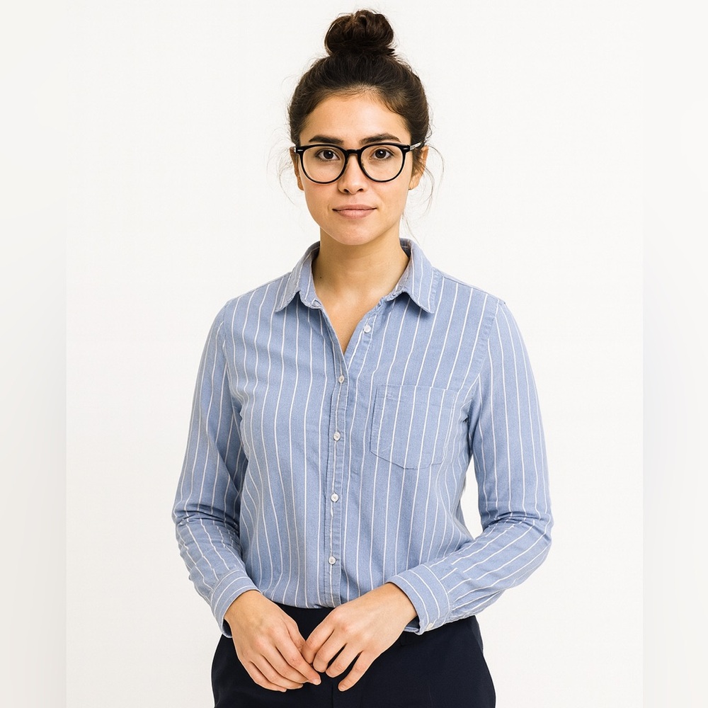 Abercrombie & Fitch Women’s Blue Striped Button Down Cotton Blend Shirt – Size L